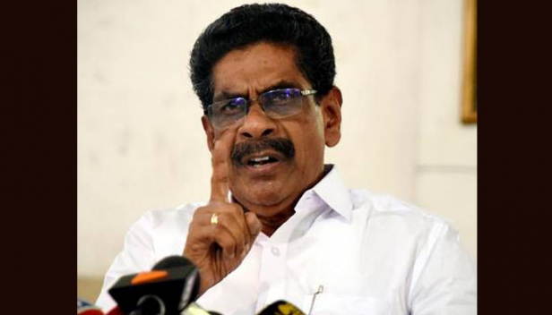 സർക്കാരിന്റെ മുഖം രക്ഷിക്കാൻ കോടിയേരി ശുദ്ധവർഗീയത പറയുന്നു; പ്രതിരോധിക്കാൻ കഴിയാത്തതിന്റെ ജാള്യത മറയ്ക്കാൻ പാർട്ടി സെക്രട്ടറി വർഗീയ കാർഡുമായി ഇറങ്ങിയിരിക്കുകയാണ്; പരിശുദ്ധ മതഗ്രന്ഥത്തെ രാഷ്ട്രീയ ദുഷ്ടലാക്കോടെ ഉപയോഗിക്കുന്ന സിപിഎം തന്ത്രം തീക്കൊള്ളി കൊണ്ട് തല ചൊറിയുന്നതിന് തുല്യമാണെന്നും മുല്ലപ്പള്ളി