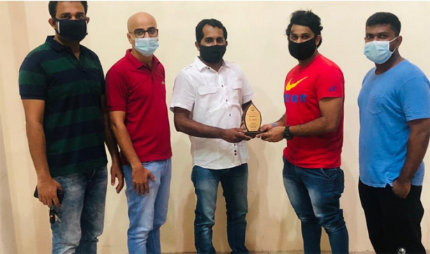കോവിഡ് വാക്സിൻ ട്രയൽസിൽ പങ്കാളിയായ ഐവൈസിസി മനാമ ഏരിയ കമ്മിറ്റി അംഗത്തെ ആദരിച്ചു