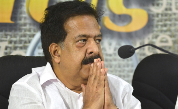 ഒന്നും വിശദീകരിക്കാൻ മുഖ്യമന്ത്രി പിണറായി വിജയൻ തയ്യാറായിട്ടില്ല; ധാരണാപത്രത്തിന്റെ പകർപ്പ് പോലും തന്നില്ല; ലൈഫ് മിഷൻ ടാസ്ക് ഫോഴ്സിലെ പ്രത്യേക ക്ഷണിതാവ് പദവി രാജിവച്ചെന്ന് ചെന്നിത്തല