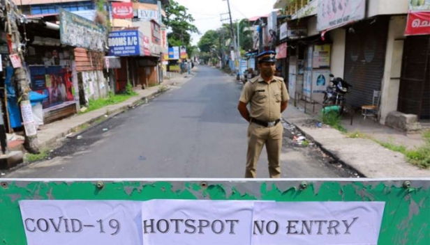 തിരുവനന്തപുരത്ത് 1,050 പേർക്കുകൂടി കോവിഡ്; ഇന്ന് രണ്ടു മരണങ്ങൾ കൂടി; ജില്ലയിൽ കോവിഡ് രോഗികളുടെ എണ്ണം പ്രതിദിനം 1000 കടക്കുന്നത് ഇതാദ്യം; 871 പേർക്കു സമ്പർക്കത്തിലൂടെ രോഗം; 152 പേരുടെ ഉറവിടം വ്യക്തമല്ല