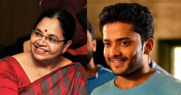 കുറച്ച് സ്ത്രീകൾ അവരുടെ അഭിമാനം ചോദ്യം ചെയ്യപ്പെട്ടപ്പോൾ അതിന് കാരണക്കാരനായവനെ നേരിൽ കണ്ട് പൊട്ടിച്ചതിൽ കുറ്റം പറയാനൊക്കുമോ? പ്രതികരിച്ചത് കുറച്ച് സ്ത്രീകൾ ആയതുകൊണ്ടാണ് ഇത്രയും പ്രശ്നം; ആരായാലും രണ്ട് പൊട്ടിച്ച് പോവില്ലേ? ഭാഗ്യലക്ഷ്മിയെ പിന്തുണച്ച് മണിക്കുട്ടൻ