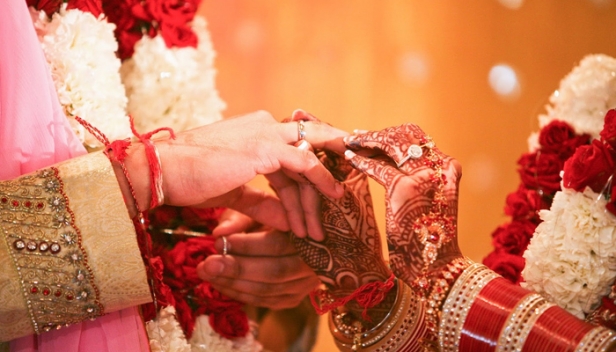 വെളുത്തു സുന്ദരിയായ വധുവിനെ വേണം; യുവാവിന്റെ വിവാഹ പരസ്യത്തിലെ തെറ്റ് ചൂണ്ടിക്കാട്ടി ട്രോളിക്കൊന്ന് സോഷ്യൽ മീഡിയ