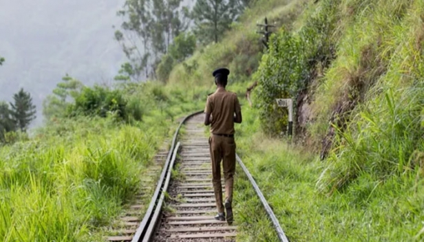 മകളുടെ അവിഹിത ​ഗർഭം അലസിപ്പിക്കാനായില്ല; മാനക്കേട് ഭയന്ന് 20കാരിയെ വെട്ടിക്കൊന്ന് റയിൽവെ ട്രാക്കിൽ ഉപേക്ഷിച്ച് മാതാപിതാക്കൾ; പൊലീസ് പ്രതികളെ പിടികൂടിയത് ഇങ്ങനെ