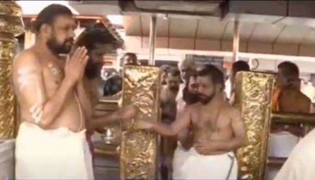 മണ്ഡല, മകരവിളക്ക് തീർത്ഥാടനത്തിനായി ശബരിമല നട തുറന്നു; ഭക്തർക്ക് പ്രവേശനം അനുവദിക്കുക നാളെ മുതൽ