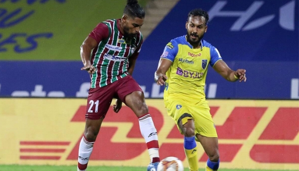 പന്തടക്കത്തിൽ മുമ്പരായിട്ടും കണ്ണൊന്ന് തെറ്റിയപ്പോൾ മഞ്ഞപ്പടയ്ക്ക് തുടക്കത്തിലേ കണ്ണീര്; അരങ്ങേറ്റ മത്സരത്തിൽ ഏകപക്ഷീയമായ ഒരുഗോളിന് എടികെ-മോഹൻ ബഗാന് വിജയം; റോയ് കൃഷ്ണ വലകുലുക്കിയപ്പോൾ തലയിൽ കൈവച്ച് ബ്ലാസ്റ്റേഴ്സ് താരങ്ങൾ; ഐഎസ്എല്ലിലെ ആദ്യ മത്സരത്തിൽ മഞ്ഞപ്പടയുടെ ആരാധകർക്ക് നിരാശ