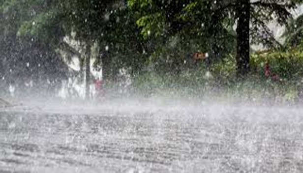 ബംഗാൾ ഉൾക്കടലിൽ പുതിയ ന്യൂനമർദ്ദം; കേരളത്തിൽ അതിശക്തമായ മഴയ്ക്ക് സാധ്യതയെന്ന് കാലാവസ്ഥാ വകുപ്പ്; പൊതുജനങ്ങൾക്കായി ജാഗ്രതാ നിർദ്ദേശം പുറപ്പെടുവിച്ചു