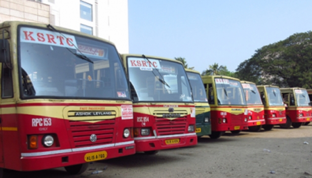 കെഎസ്ആർടിസി ബസ് സ്റ്റേഷനുകളിലെ പമ്പുകളിൽ നിന്നുംഇനി മുതൽ പൊതു ജനങ്ങൾക്കും ഇന്ധനം നിറയ്ക്കാം; ധാരണാ പത്രം ഒപ്പിട്ടു; കോർപറേഷന്റെ മുടങ്ങിക്കിടന്ന ഷോപ്പിങ് കോംപ്ലക്സുകൾ പ്രവർത്തന സജ്ജമാകുന്നു; പത്തനംതിട്ട കോംപ്ലക്സ് നാളെ നാടിന് സമർപ്പിക്കും