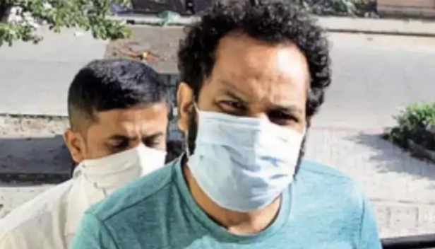 കള്ളപ്പണം വെളുപ്പിക്കൽ കേസ്: ബിനീഷ് കോടിയേരിയുടെ ജാമ്യാപേക്ഷ വീണ്ടും തള്ളി; സെഷൻസ് കോടതിയുടെ നടപടി എൻഫോഴ്സ്മെന്റ് വിഭാഗം കുറ്റപത്രം സമർപ്പിച്ചതിനാൽ; ഹൈക്കോടതിയെ സമീപിക്കാൻ നീക്കം