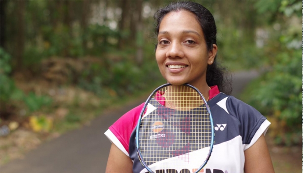കളിച്ചാലും ജയിച്ചാലും പോര, ഇവരുടെയൊക്കെ കണ്ണിൽപ്പെടാൻ ചില പ്രത്യേക സിദ്ധികൾ വേണം? ജി.വി രാജ അവാർഡുകൾ വേണ്ടപ്പെട്ടവർക്ക് വീതം വച്ച് തൃപ്തിപ്പെട്ട കൗൺസിലിന്റെ കാര്യക്കാർക്ക് നല്ല നമസ്കാരം: ബാഡ്മിന്റൺ താരം അപർണാ ബാലന്റെ ഫേസ്ബുക്ക് പോസ്റ്റ് എന്തുകൊണ്ട്
