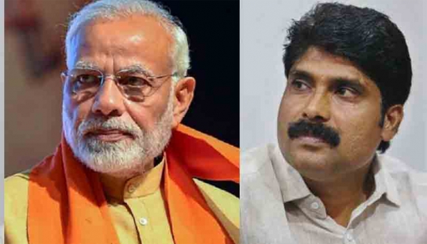 ഇന്ത്യക്ക് വേണ്ടി മോദി ഇന്നിങ്ങ്സ് ഓപ്പൺ ചെയ്താലും നമ്മൾ കാണേണ്ടി വരും; മൊട്ടേര സ്റ്റേഡിയത്തിന് മോദി സ്വന്തം പേര് നൽകിയതിനെ വിമർശിച്ച് ടി സിദ്ദീഖ്; ആത്മരതിയിൽ ആറാടുന്ന ഏകാധിപതിയാണ് നരേന്ദ്ര മോദിയെന്നും ഫേസ്ബുക്ക് പോസ്റ്റ്