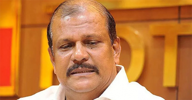 പി.സി ജോർജ് ദലിത്, ന്യൂനപക്ഷ വിഭാഗങ്ങളെ നിരന്തരം വേദനിപ്പിക്കുന്നു; പ്രതിഷേധിച്ചു പാർട്ടിവിട്ടു ജനപക്ഷത്തിലെ ഒരു വിഭാഗം