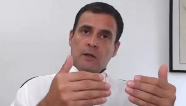 'തുഗ്ലക് മാതൃകയിലുള്ള ഒരു ലോക്ഡൗൺ പ്രഖ്യാപനം; രണ്ടാംഘട്ടം-മണിയടി; മൂന്നാംഘട്ടം-ദൈവത്തെ സ്തുതി'; വാക്സിൻ ക്ഷാമത്തിനിടെ 'വാക്സിൻ ഉത്സവം'; കോവിഡ് പ്രതിരോധത്തിൽ കേന്ദ്രസർക്കാരിനെ രൂക്ഷമായി വിമർശിച്ച് രാഹുൽ ഗാന്ധി