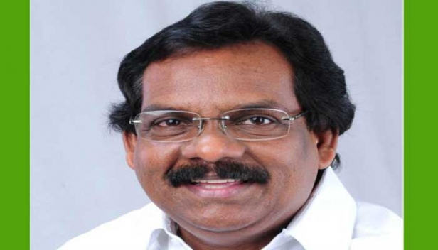 കഴിവും ജനസ്വാധീനവുമല്ല കോൺഗ്രസിൽ ഭാരവാഹികളെ തീരുമാനിക്കുന്നതിൽ സ്വീകരിക്കുന്ന മാനദണ്ഡം; ബൂത്ത് പ്രസിഡന്റിനെ വെക്കുന്നത് പോലും ഗ്രൂപ്പ് നോക്കിയാണ്; തുറന്നടിച്ച് പന്തളം സുധാകരൻ; ഈ നിലയിൽ കോൺഗ്രസിൽ സമ്പൂർണ അഴിച്ചു പണി അപര്യാപ്തമെന്നും പന്തളം