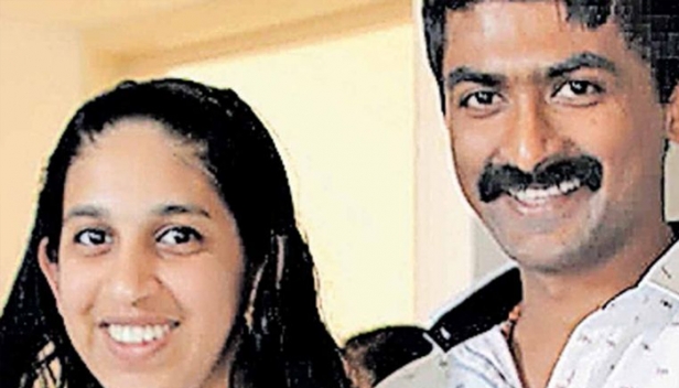 ഇസ്രയേലിൽ കുടുങ്ങിയ മലയാളി നമ്പതികളുടെ വിവാഹ രജിസ്ട്രേഷൻ ഓൺലൈൻ വഴി; ലോക്കൽ രജിസ്ട്രാർക്ക് നിർദ്ദേശം നൽകി ഹൈക്കോടതി