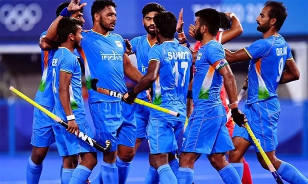 ഒളിംപിക്സ് പുരുഷ ഹോക്കി; ജപ്പാനെയും കീഴടക്കി ഇന്ത്യ ക്വാർട്ടറിലേക്ക്; അതിഥേയരെ തോൽപ്പിച്ചത് മൂന്നിനെതിരെ അഞ്ചുഗോളുകൾക്ക്; ക്വാർട്ടറിലെത്തിയത് അഞ്ചിൽ നാലുജയവുമായ