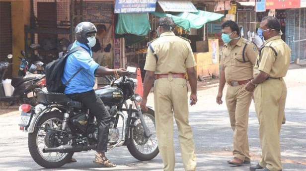 തമിഴ്നാട് ലോക്ക്ഡൗൺ ഓഗസ്റ്റ് 9വരെ നീട്ടി; മദ്യഷോപ്പുകൾ. ബാർ, ഹോട്ടൽ ക്ലബ്ബുകൾ എന്നിവയ്ക്ക് അനുമതിയില്ല