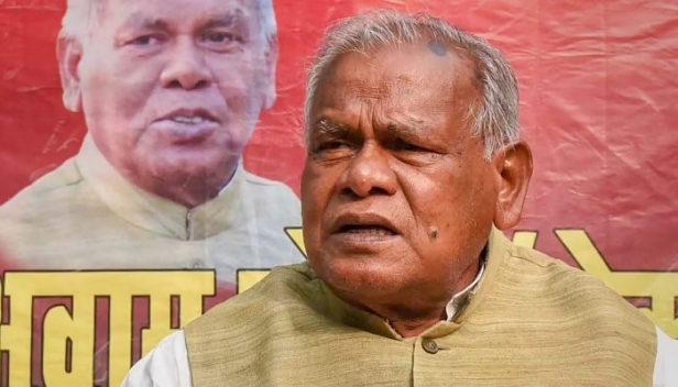 ശ്രീരാമൻ സാങ്കൽപിക കഥാപാത്രമെന്ന് ജിതൻ റാം മാഞ്ചി; മാഞ്ചിയുടെ പേരിൽ തന്നെ ശ്രീരാമനുണ്ടെന്ന് ഹരിഭൂഷൺ ഠാക്കൂർ; രാമായണത്തെ ചൊല്ലി ബിഹാറിലെ എൻഡിഎയിൽ രാഷ്ട്രീയ വാക്പോര്