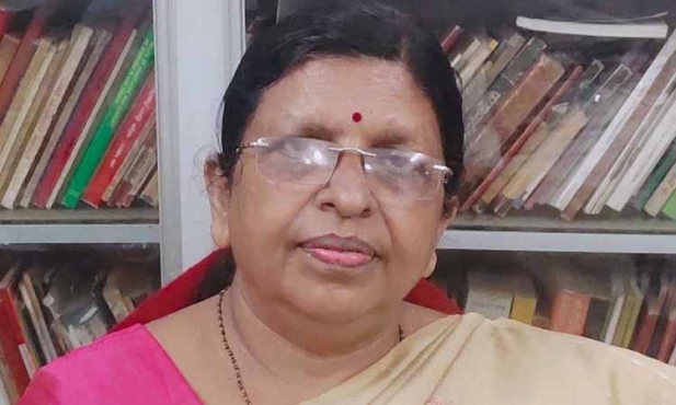 പൊലീസ് സ്റ്റേഷനുകളിൽ ഭീതിയില്ലാതെ കയറിച്ചെല്ലാൻ കഴിയണം; എല്ലാ സ്റ്റേഷനുകളും ജനമൈത്രി പൊലീസ് സ്റ്റേഷനുകളാക്കി മാറ്റണം: മുഖ്യമന്ത്രിയോട് വനിതാ കമ്മീഷൻ