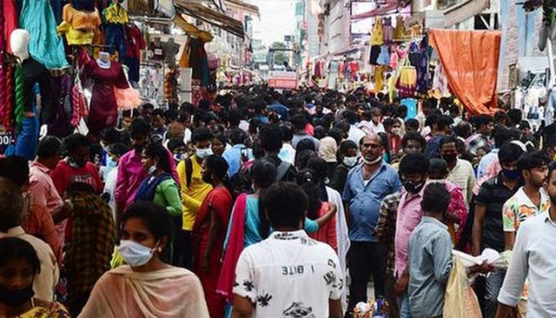 ഇന്ത്യയിൽ ആദ്യമായി പുരുഷന്മാരുടെ എണ്ണത്തേക്കാൾ കൂടുതൽ സ്ത്രീകൾ; കേരളത്തിൽ പ്രത്യുല്പാദന നിരക്ക് കുറയുന്നുവെന്നും സർവേ