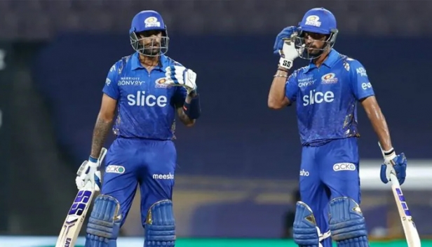 അർദ്ധ സെഞ്ചുറിയുമായി വിശ്വാസം കാത്ത് സൂര്യകുമാർ; പിന്തുണച്ച് തിലകും ഇഷാനും; ഫിനിഷർമാരായി ഡേവിഡും സാംസും; തോറ്റ് തോറ്റ് ഒടുവിൽ മുംബൈ വിജയ തീരത്ത്; രാജസ്ഥാനെ കീഴടക്കിയത് അഞ്ച് വിക്കറ്റിന്