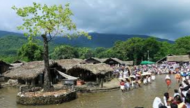 കൊട്ടിയൂരിൽ നെയ്യാട്ടം നാളെ; മുതിരേരി കാവിൽനിന്നുള്ള വാൾ എഴുന്നള്ളത്ത് ഞായറാഴ്ച വൈകിട്ടോടെ എത്തും