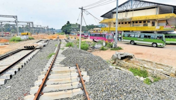 കോട്ടയം ഇരട്ടപ്പാത; ട്രെയിനുകളുടെ സമയം മാറും:രാവിലത്തെ വേണാടിന് മാറ്റമില്ല