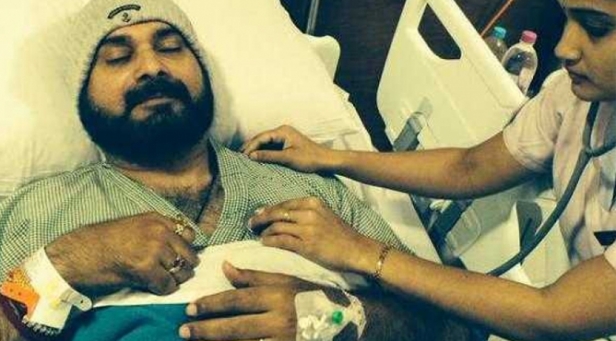 മുൻ ഇന്ത്യൻ ക്രിക്കറ്റ് താരം നവ്ജ്യോത് സിങ് സിദ്ദു ആശുപത്രിയിൽ; രക്തം കട്ടപിടിക്കുന്ന അസുഖത്തെ തുടർന്ന് ചികിത്സയിലാണെന്ന വിവരം പുറംലോകം അറിഞ്ഞത് താരത്തിന്റെ തന്നെ ട്വീറ്റിലൂടെ
