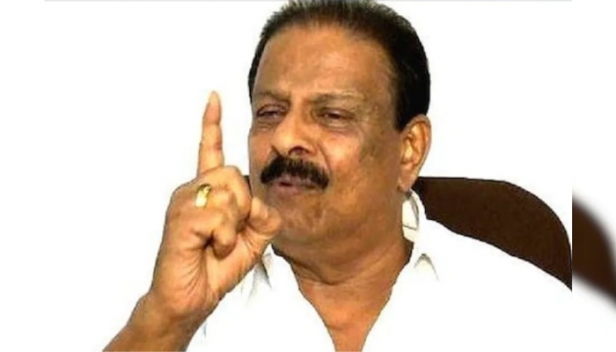 രാഹുലിന്റെ ഓഫീസ് എസ്എഫ് ഐ തല്ലിത്തകർത്തത് സിപിഎം നേതൃത്വത്തിന്റെ അറിവോടെ; കോൺഗ്രസ് കാണിക്കുന്ന മാന്യതയെ ദൗർബല്യമായി കരുതരുതെന്ന് കെ സുധാകരൻ
