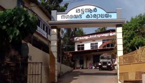 മട്ടന്നൂരിൽ കൊട്ടിക്കലാശം കഴിഞ്ഞു; നഗരസഭ തിരഞ്ഞെടുപ്പ് 20ന്; ഒരുക്കങ്ങൾ പൂർത്തിയായി; വിജയപ്രതീക്ഷയിൽ ഇരുവിഭാഗവും