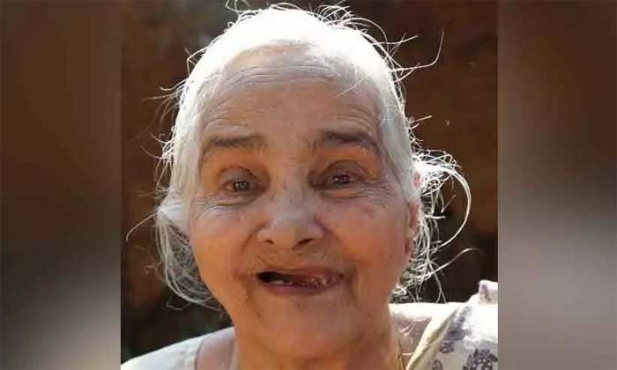 കോഴിക്കോട് മേയറുടെ മാതാവ് സാറാമ്മ ഫിലിപ്പ് അന്തരിച്ചു; സംസ്കാരം നാളെ തൃശൂർ വെള്ളിക്കുളങ്ങര സെന്റ് മേരീസ് സിറിയൻ യാക്കോബായ പള്ളിയിൽ