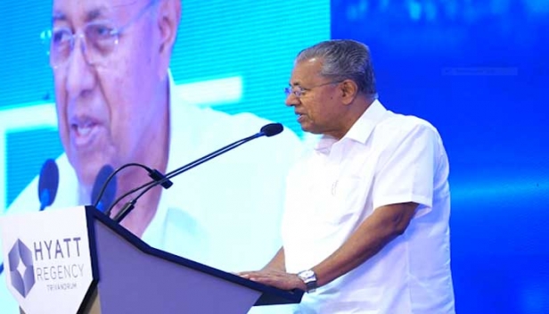നാടിന്റെ നിക്ഷേപ സൗഹൃദ രീതികൾക്ക് ഉത്തേജനം പകരുന്ന ചുവടുവെയ്പെന്ന് മുഖ്യമന്ത്രി; നഗരഹൃദയത്തിലെ തലയെടുപ്പുള്ള പഞ്ചനക്ഷത്ര ഹോട്ടലുകളിലൊന്നായി ഹയാത്ത് റീജൻസി; ലുലു ഗ്രൂപ്പിന്റെ തിരുവനന്തപുരത്തെ പുതിയ സംരംഭത്തിന് തുടക്കം