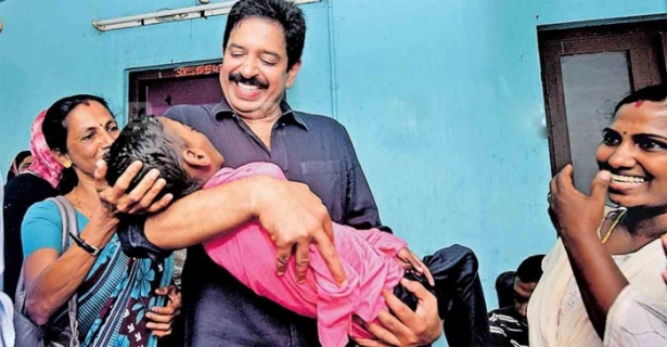 തിരുവനന്തപുരത്തെ ഡിഫറന്റ് ആർട് സെന്ററിന്റെ മാതൃകയിൽ ഭിന്നശേഷി പുനരധിവാസ കേന്ദ്രവും ആധുനിക തെറപ്പി യൂണിറ്റും; കാസർകോട്ടും ഭിന്നശേഷിക്കാർക്ക് കൈത്താങ്ങായി ഗോപിനാഥ് മുതുകാടിന്റെ ഇടപെടൽ; നിർമ്മാണത്തിനായി 16 ഏക്കർ ഭൂമി സൗജന്യമായി നൽകി കോട്ടയം സ്വദേശി