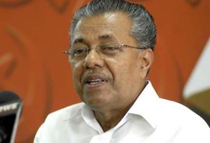 ആരോപണങ്ങളിൽ നിന്ന് രക്ഷപ്പെടാനുള്ള വ്യഗ്രതയിൽ മുഖ്യമന്ത്രി ജുഡീഷ്യൽ കമ്മീഷനെ വെല്ലുവിളിക്കുന്നു; ക്ളീൻ ചിറ്റ് നേടാൻ കമീഷൻ അധഃപതിക്കണമെന്ന വികാരമാണ് ഉമ്മൻ ചാണ്ടിക്കെന്നും പിണറായി