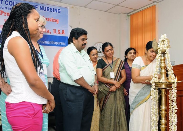 ആതുര ശുശ്രൂഷാ രംഗത്തെ അമേരിക്കൻ മാതൃക പരിചയപ്പെടാൻ നഴ്സിങ് വിദ്യാർത്ഥികൾക്ക് അവസരം; തിരുവനന്തപുരം ഗവ. നഴ്സിങ് കോളേജിൽ വെസ്റ്റ് ചെസ്റ്റർ സർവകലാശാലയുമായി ചേർന്ന് സംയുക്ത പരിശീലന പരിപാടി