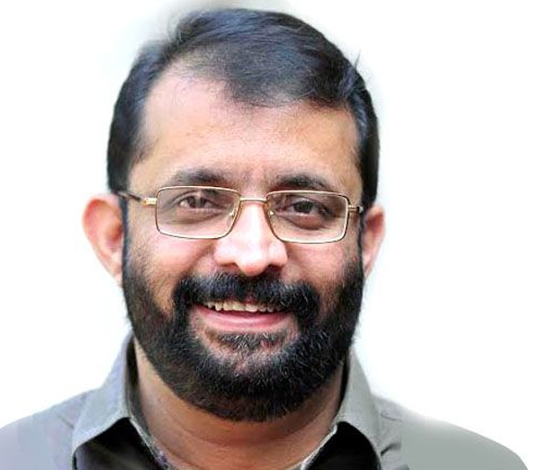തൊണ്ണൂറുപിന്നിട്ട വിഎസിനെക്കൊണ്ട് 'സർ' എന്നു വിളിപ്പിക്കുന്നത് മാറേണ്ടതല്ലേ? നിയമസഭയിൽ മാറ്റേണ്ട കീഴ്വഴക്കങ്ങൾ തുറന്നുപറഞ്ഞ ശ്രീരാമകൃഷ്ണൻ സ്പീക്കറായി; പൊതുപ്രവർത്തന അവസരം സ്പീക്കർക്കും വേണമെന്ന് രാഷ്ട്രീയഗുരു ശിവദാസമേനോൻ