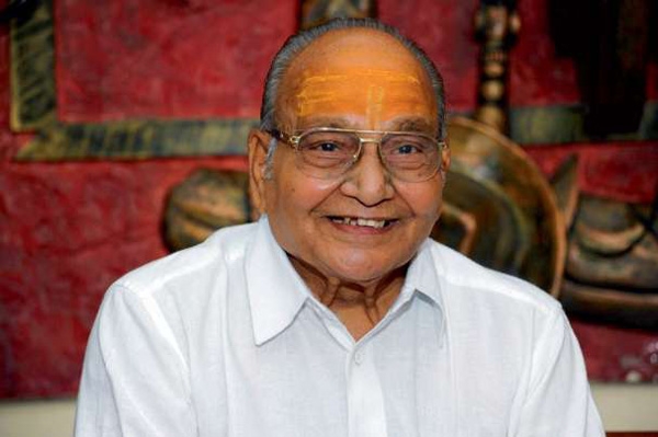 കെ.പി. വിശ്വനാഥന് ദാദാസാഹിബ് ഫാൽക്കേ പുരസ്കാരം; ഇന്ത്യൻ സിനിമയിലെ പരമോന്നത പുരസ്കാരം സിനിമയുടെ വളർച്ചയ്ക്കും വികാസത്തിനും നല്കിയ സംഭാവനകൾ പരിഗണിച്ച്; പത്തു ലക്ഷം രൂപയും സ്വർണ കമലവും മെയ് മൂന്നിനു രാഷ്ട്രപതി സമ്മാനിക്കും