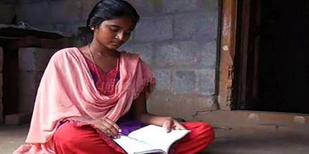മെഡിക്കൽ പ്രവേശനം ലഭിച്ചില്ല, തമിഴ്നാട്ടിൽ വിദ്യാർത്ഥിനി ആത്മഹത്യ ചെയ്തു; തമിഴ്നാട് അരിയല്ലൂർ ജില്ലയിലെ ഷണ്മുഖന്റെ മകൾ അനിതയാണ് മരിച്ചത്; നീറ്റ് പരീക്ഷയ്ക്കെതിരെ അനിത സുപ്രീംകോടതിയെ സമീപിച്ചിരുന്നു